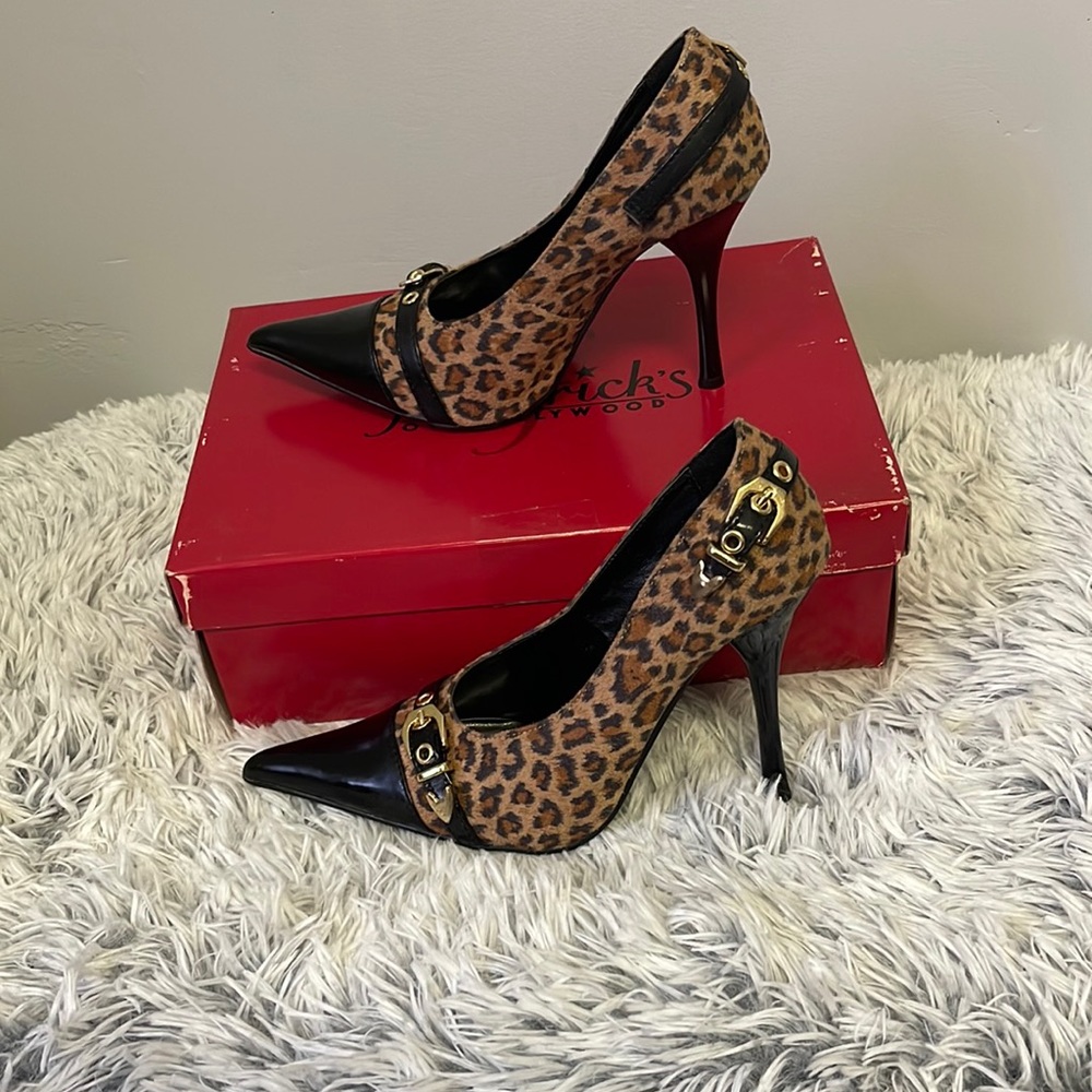 - Fredericks Of Hollywood Leopard Print Pointed Size 6 - Gem